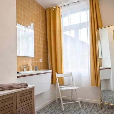 Le Bohemian Chic - 4 En Hypercentre De Saint-omer, Ideal Pour Les Groupes Apartment *